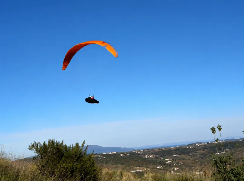 Paraglider on first cross-country flight in Portugal