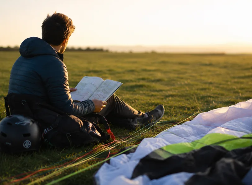 Paragliding progression after coaching &mdash; student to XC pilot